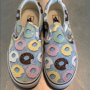 Vans donut classic slip ons